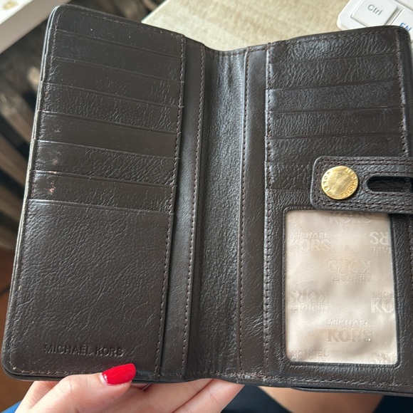 Michael kors wallet - Picture 2 of 4